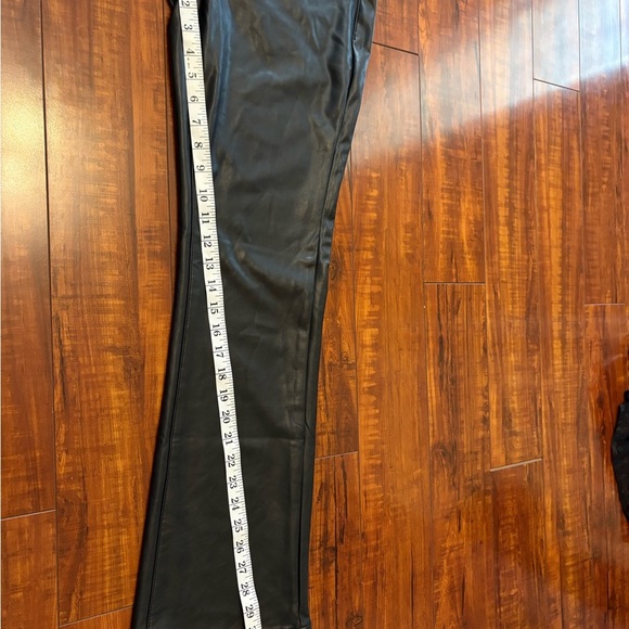 AmericanEagle outfitters black faux leather curvy classic bootcut jeans 28 short - Picture 16 of 16